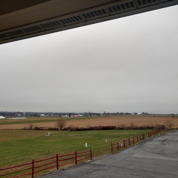 Meet your Posher, Mariela - Picture 1 of 1